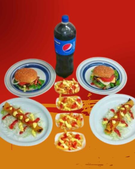 Para4 (2 HambQueso+2Gigantes+4Papas+1.5lts)